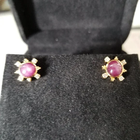 STAR RUBY WITH DIAMONDS - Picture 1 of 2